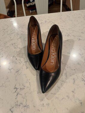 Women's Designer Calvin Klein Leather Pointed Toe Stiletto Black Pumps